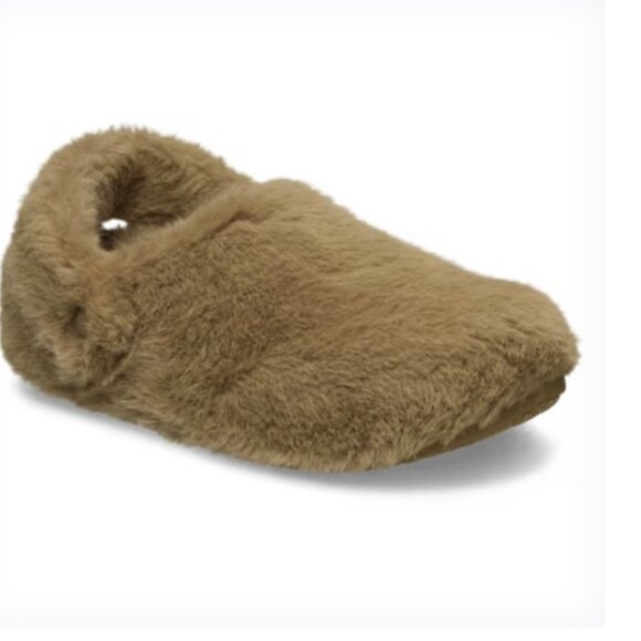 NWT Classic Cozzzy Luxe Slipper, Size 8 - Picture 4 of 6